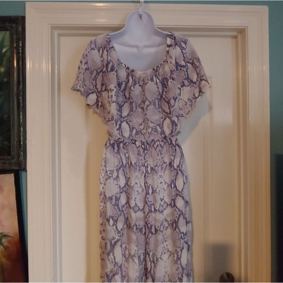 Elan Grey Snakeskin Pattern Sleeveless Wide Leg Jumpsuit Medium - Picture 7 of 12